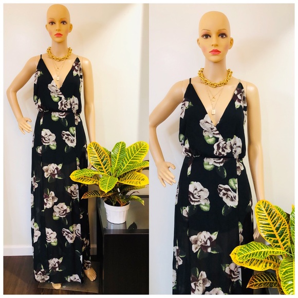 𝑭𝒍𝒐𝒓𝒂𝒍 𝑴𝒂𝒙𝒊 𝑫𝒓𝒆𝒔𝒔 - Picture 2 of 8